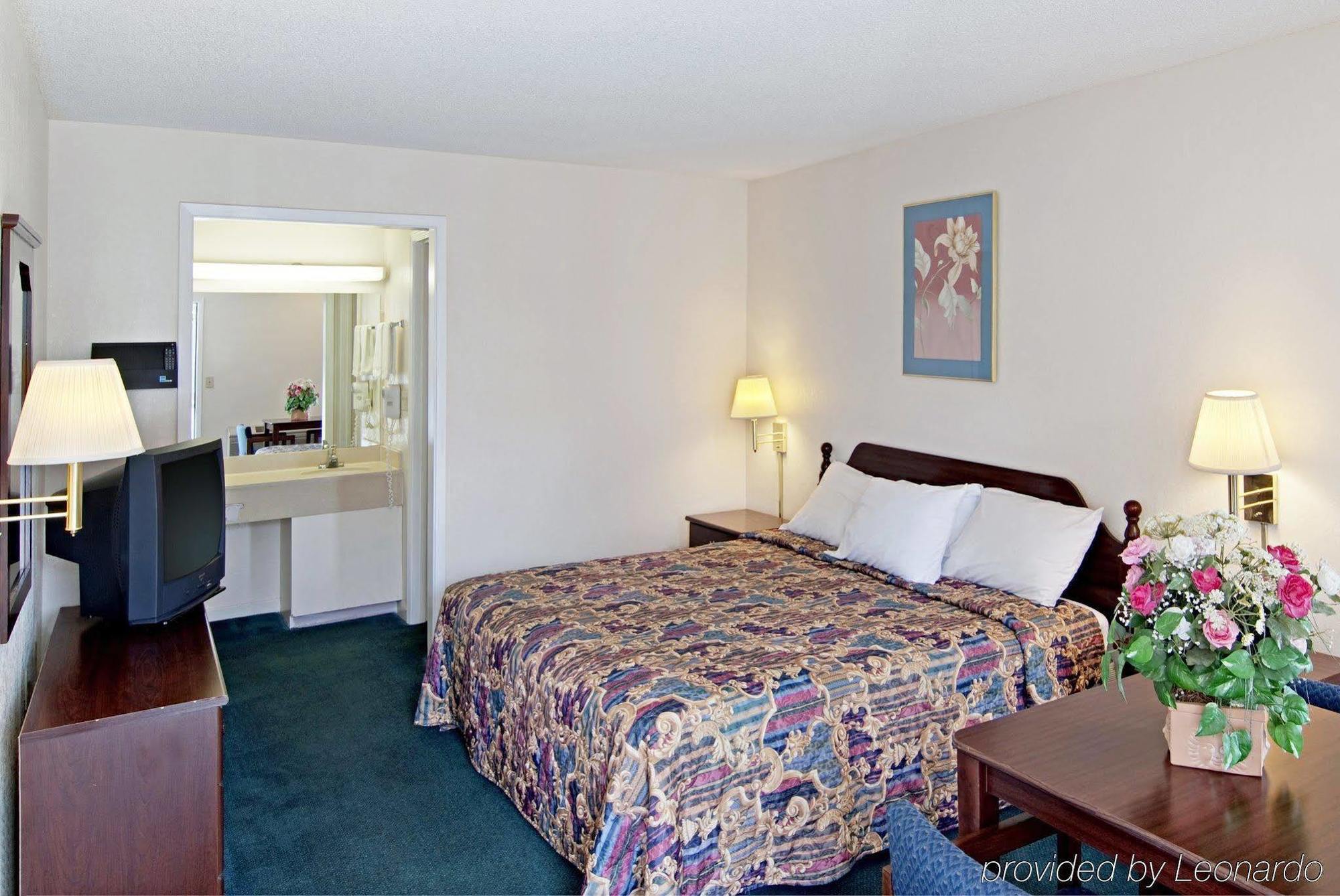 Travel Inn Of Buford Oda fotoğraf